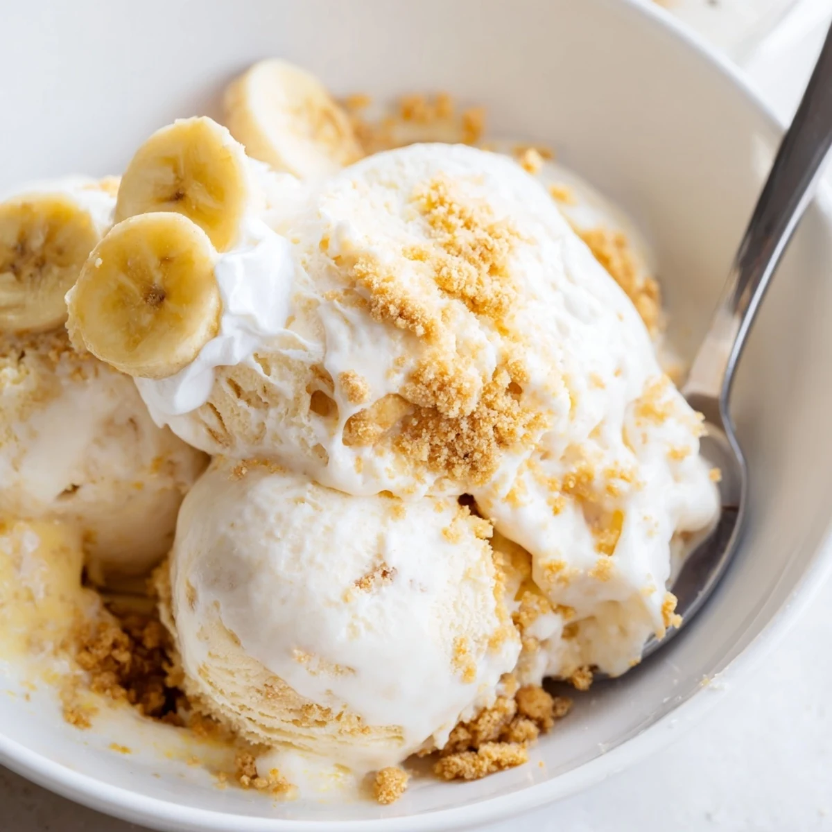 Smooth Ninja Creami Banana Cream Pie Ice Cream with buttery graham swirl