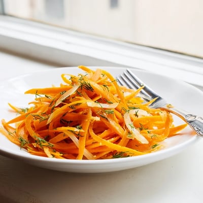 Marinated Lemon Dill Carrot Salad